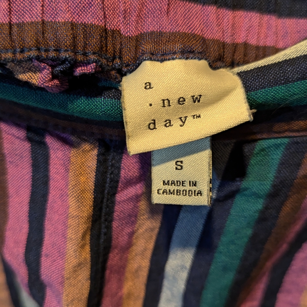 Colorful Striped Shorts - Picture 2 of 2